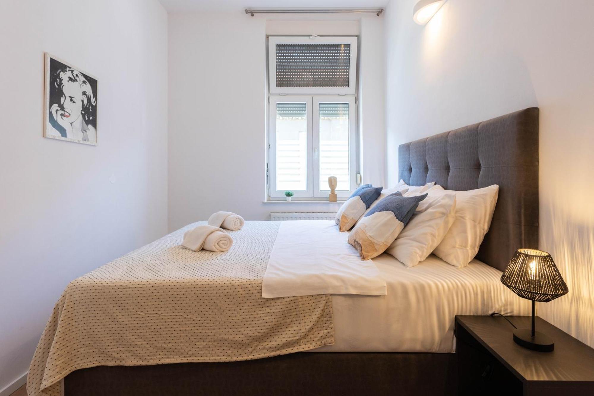 Design And Modern Apartments In Heart Of Zagabria Esterno foto