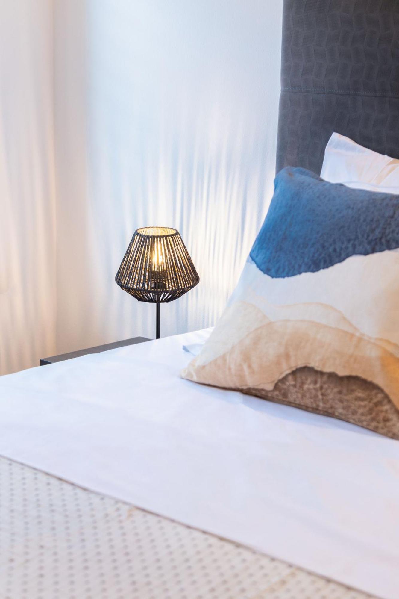 Design And Modern Apartments In Heart Of Zagabria Esterno foto