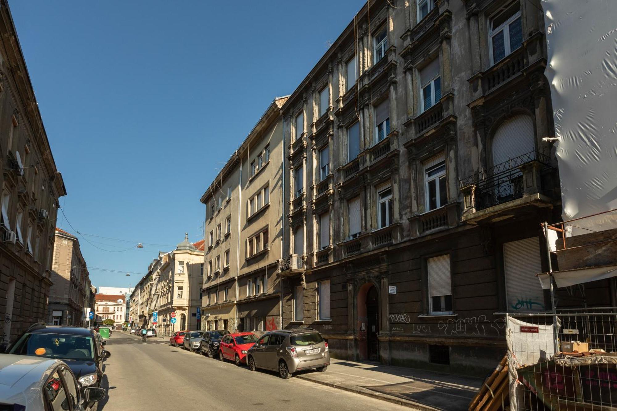 Design And Modern Apartments In Heart Of Zagabria Esterno foto